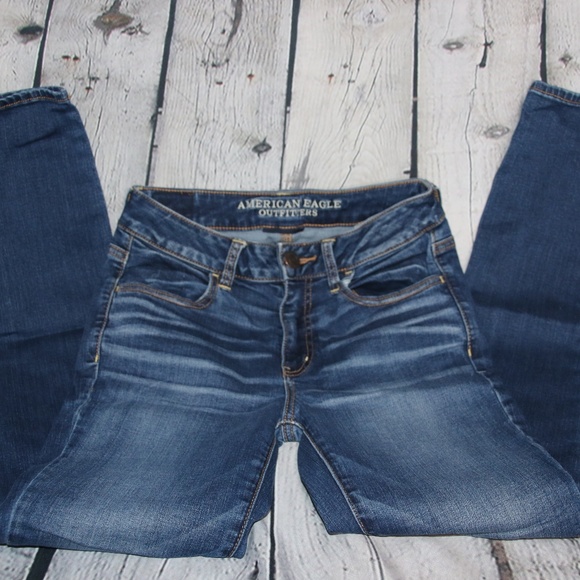 American Eagle dark wash jeans - Picture 1 of 8